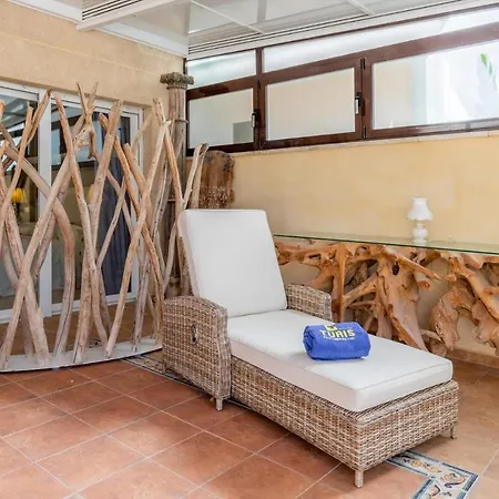 Апартаменты Apartamento Casita Blanca - Grupo Turis Кальпе